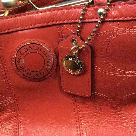✅✅✅Authenticate large Coach satchel✅✅✅ - Picture 5 of 6